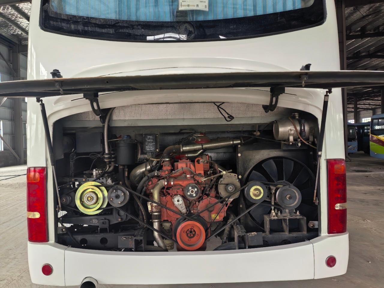 Yuchai diesel engine compartment