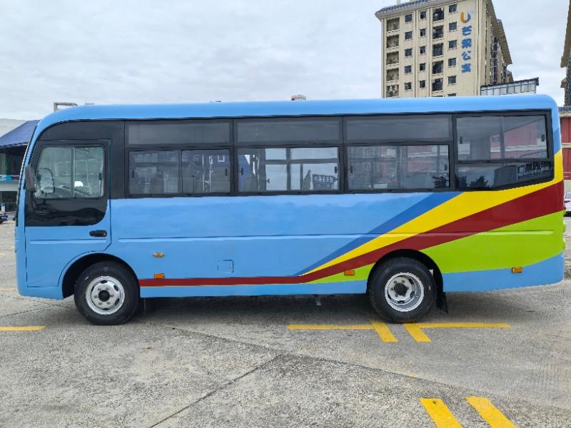 JYK6660 6.6 metre minibus complete side view