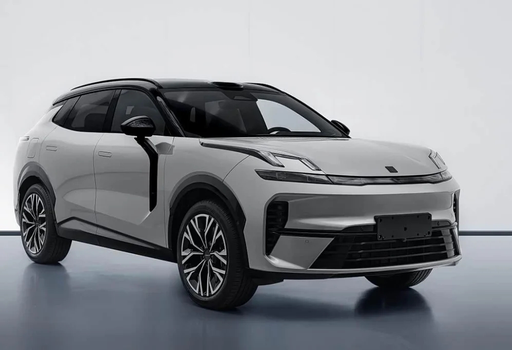 Lynk & Co 08 EM-P