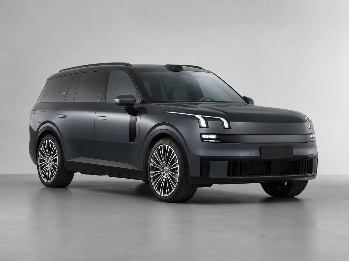 Lynk & Co 900 large SUV
